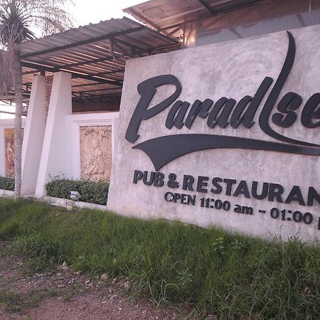 Paradise Inn and Dining Sara Buri Exterior foto