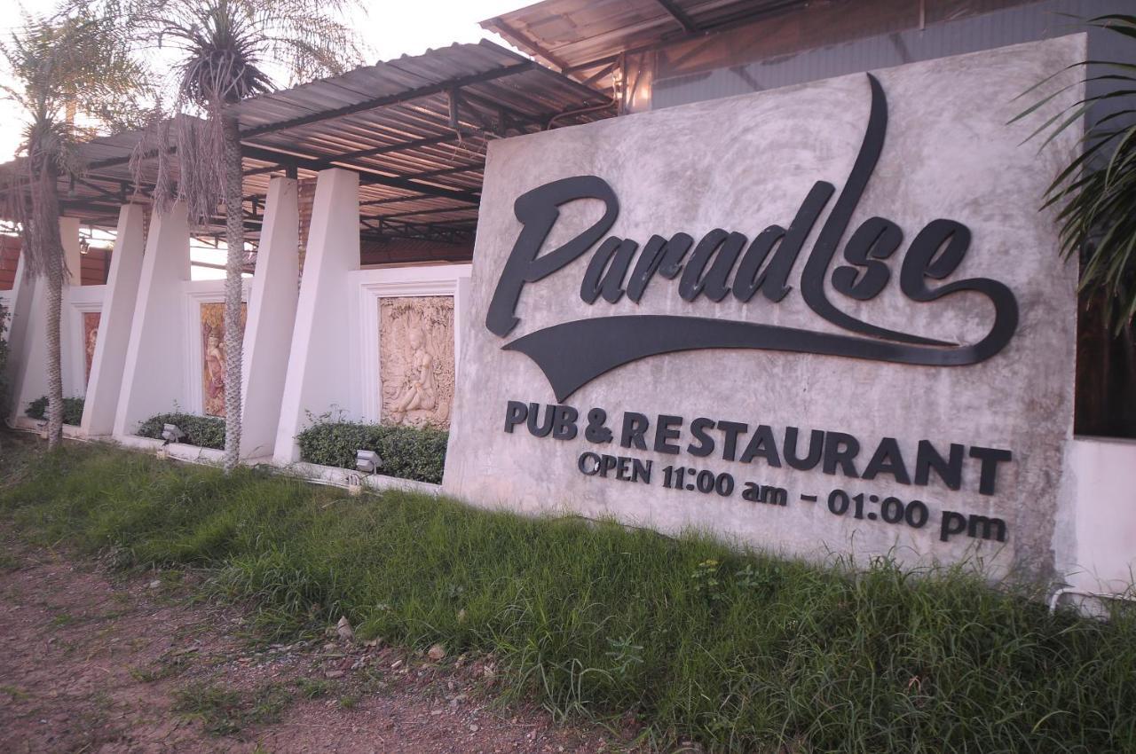 Paradise Inn and Dining Sara Buri Exterior foto